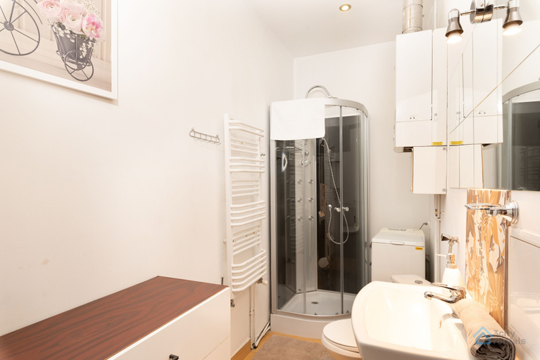 Bathroom, Sandy Beach by 3City Rentals, Sopot