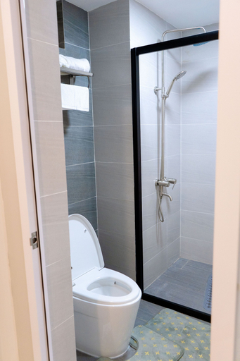 Bathroom 2, Monarch Condos – Upperhill, Langata