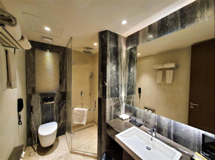 Bathroom 3, Best Western PLUS Runway, Dhaka