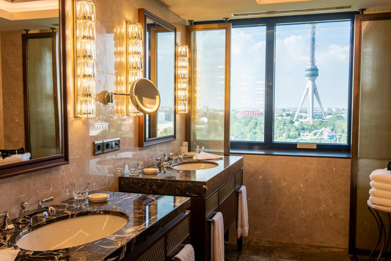 Bathroom 5, INTERNATIONAL HOTEL TASHKENT, Tashkent City