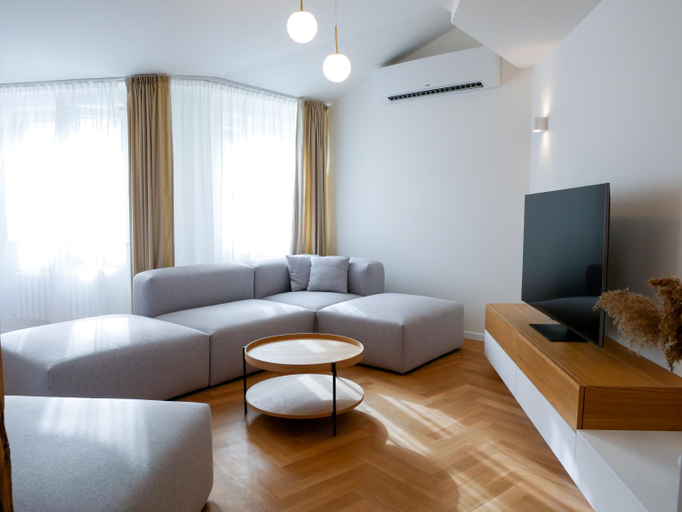 Others 5, Laurinska 1 Apartments, Bratislava I