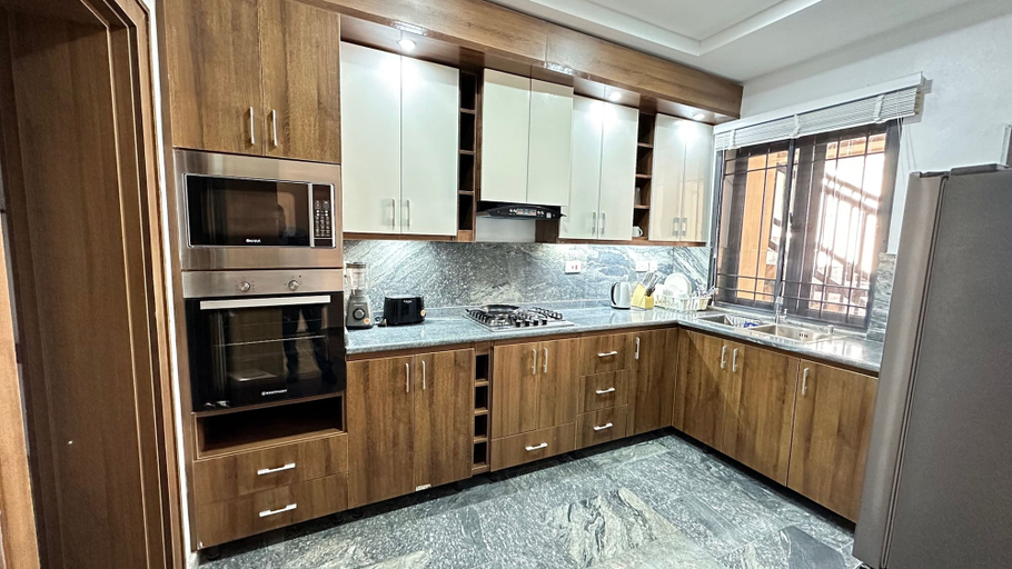 Others 4, Tenny's Place Apartments Jahi, AbujaMun