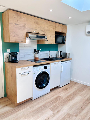 Others 4, LE QUAI 6 - Studio neuf CALME LUMINEUX - CLIM - WiFi - Gare a 200m, Lot-et-Garonne