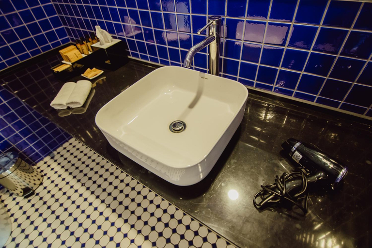 Bathroom 3, Graphic Hotel Batumi, Batumi