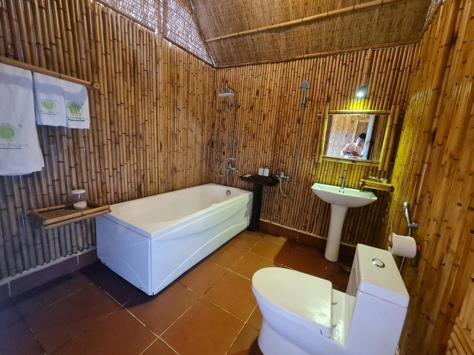 Bathroom 3, Bamboo Eco Village, Phong Điền