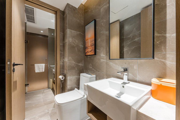 Bathroom 5