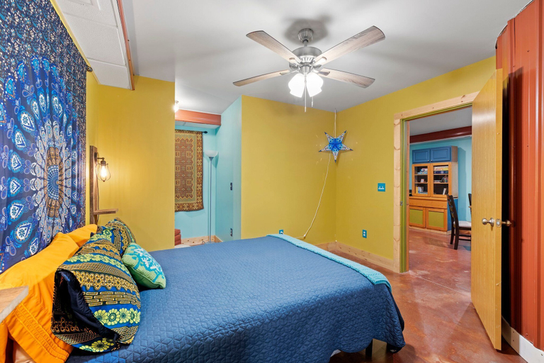 Bedroom 3, Backwoods Retreat, Henderson