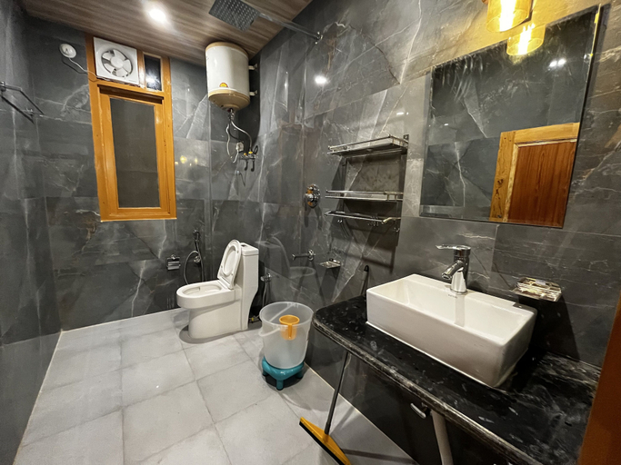 Others 5, Hotel Mid Orchard Kasol (Riverside), Kullu
