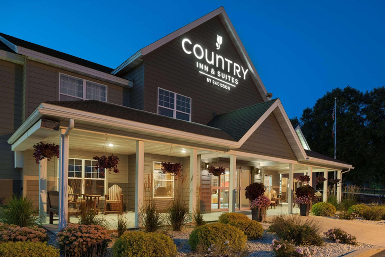 Country Inn & Suites by Radisson, Decorah, IA, Winneshiek