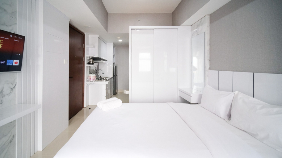 Bedroom 3, Nice And Comfy Studio Grand Dharmahusada Lagoon Apartment, Surabaya
