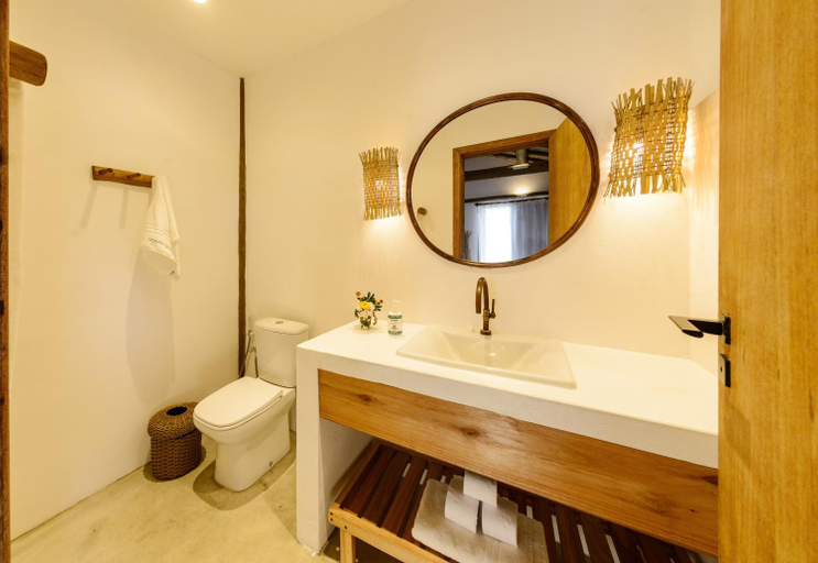 Bathroom 4, Pousada Nossa Casa Cumuruxatiba, Prado