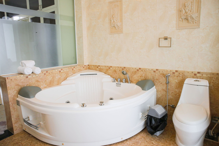 Bathroom 5, Benzen Villas Nha Trang, Nha Trang