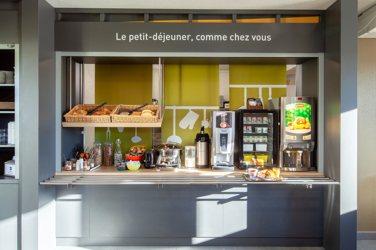 Food & Drinks 5, B&B HOTEL Maurepas, Yvelines