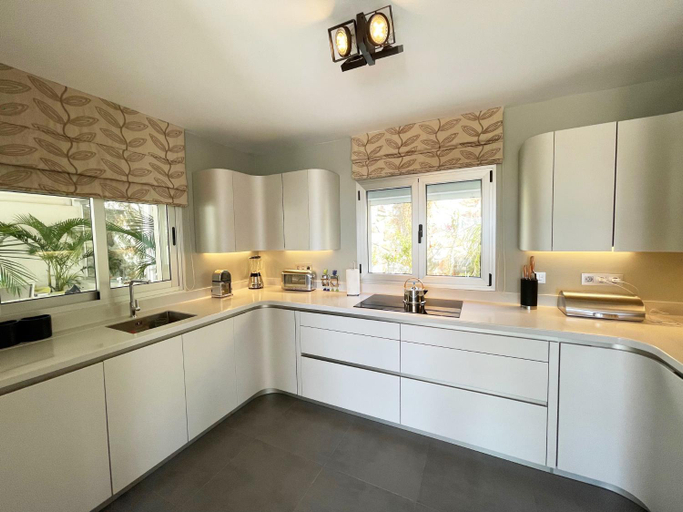Others 3, Luxury Villa Morelli with seaview & heated pool, Las Palmas