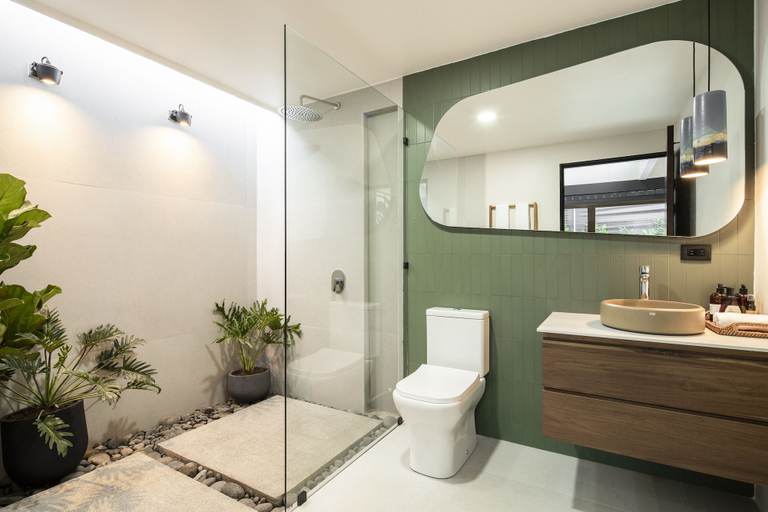 Bathroom 4, BAUMA, San Carlos