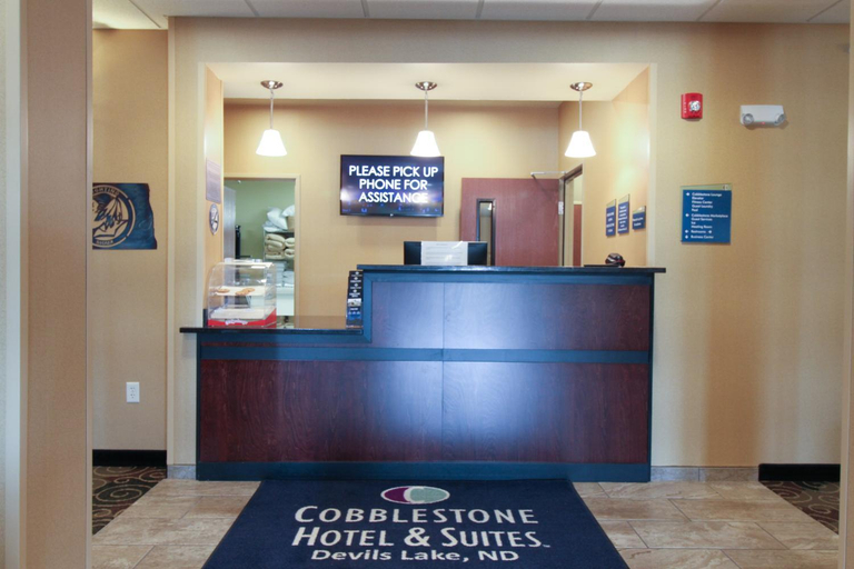 Public Area 2, Cobblestone Inn and Suites Devils Lake, Ramsey