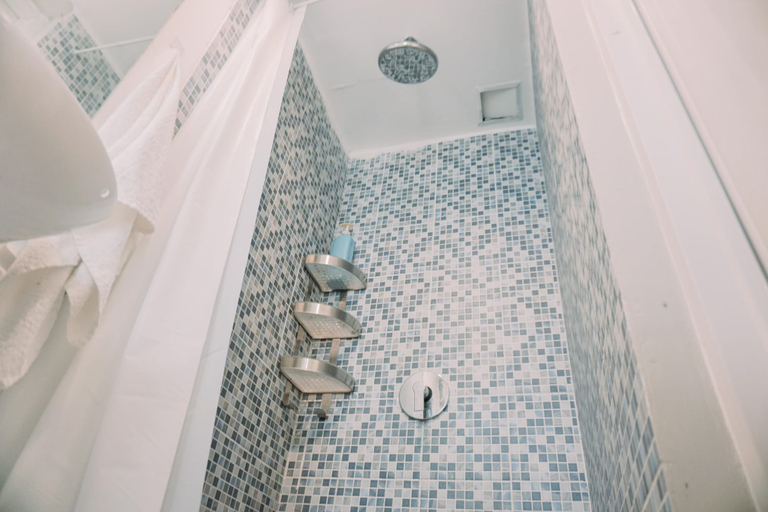 Bathroom 2, Enjoy Living Studio (No Kitchen) Apartment Aeropolis Residence, Tangerang