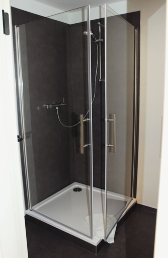 Bathroom 5, Hometown-Apartments, Heidelberg