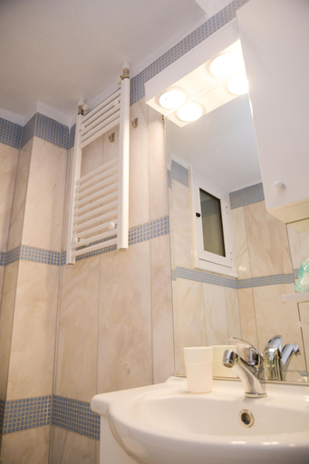Bathroom 5, Stata Deluxe Apt Must, Central Macedonia