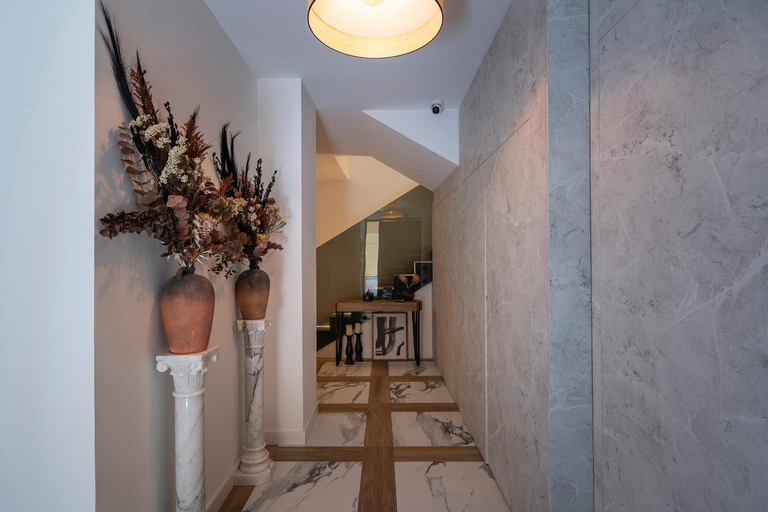 Public Area 4, Palatina Concept Suites, Granada