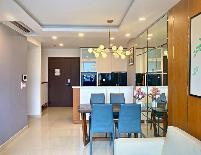 Food & Drinks, YourHomes - River Gate, District 4