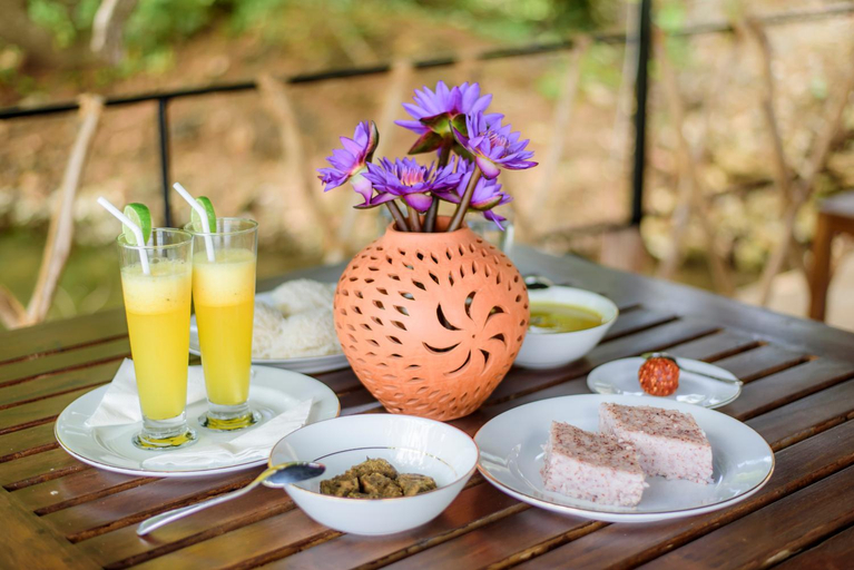 Food & Drinks 5, Scenery River Star Hotel, Hikkaduwa