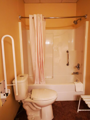 Bathroom 4, MountainView Hotel Merritt, Thompson-Nicola