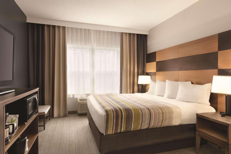 Bedroom 3, Country Inn & Suites by Radisson, Boone, NC, Watauga
