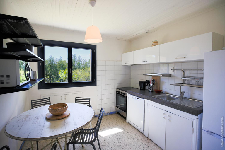 Others 5, Maison dans les Arbres, SPA, Tennis, Parking, Gard