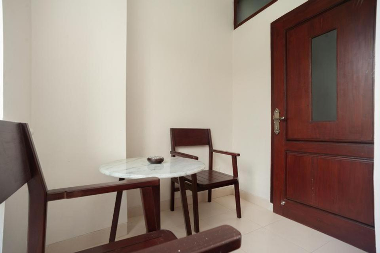 Dining Room 13