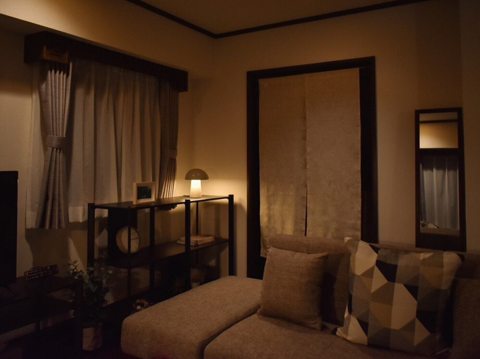 Bedroom 2, Sunmall Crest607, Shinjuku