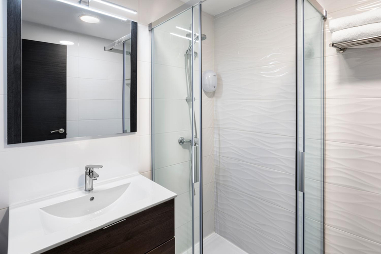 Bathroom 4, Hotel Victoria Valdemoro, Madrid