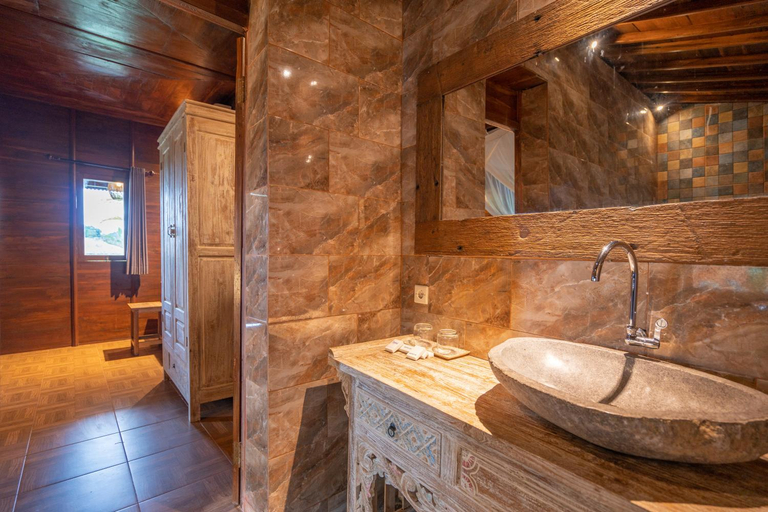 Bathroom 4, Di Uma Sebatu, Gianyar