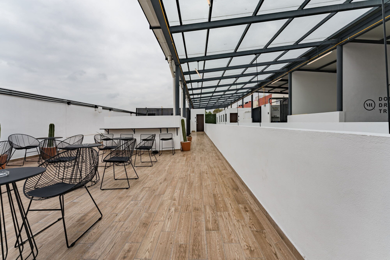 Food & Drinks, Mariano Escobedo Apartments by VH, Mexico City
