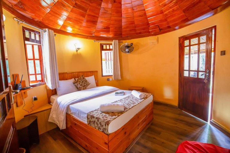 Bedroom, Tea Cabins, Ella