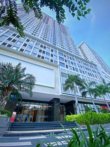 Exterior 5