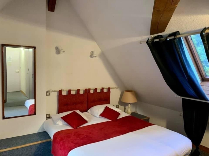 Bedroom, Caprice du Guiers la Joceane, Isère