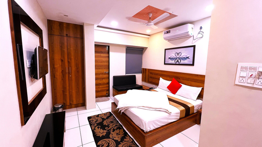 Bedroom 4, Hotel Vandana Palace, Surendranagar