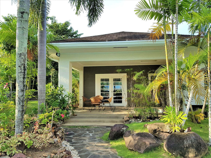 Exterior & Views 2, Chateau Bleu Resort, Los Baños