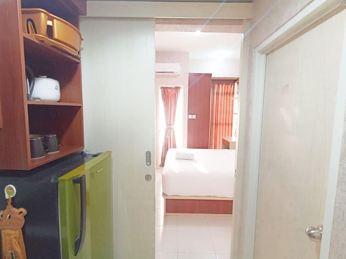 Bathroom 5, Modern Look And Homey Studio Amartha View Apartment, Semarang