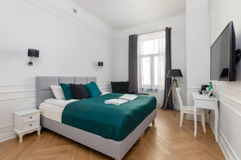 Others 3, Lwowska 9 - Intimate & Comfortable Studio by Noclegi Renters, Warsaw