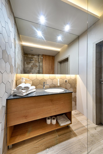 Bathroom 4, Citi Hotel's Lodz, Łódź