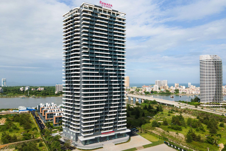 Exterior & Views, Ramada By Wyndham Huizhou Double Moon Bay, Huizhou