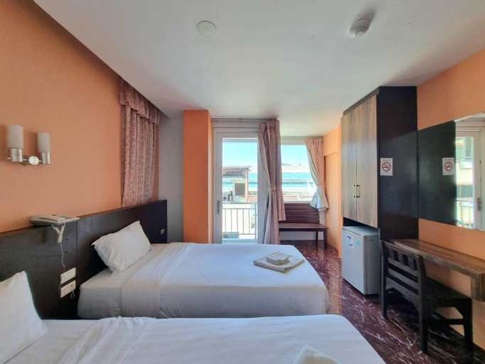 Bedroom 12