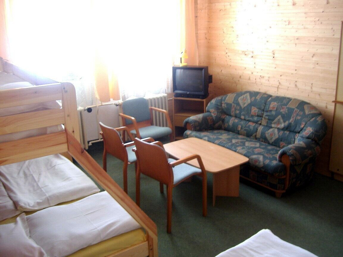 Bedroom 3, Horský Hotel Vltava, Trutnov