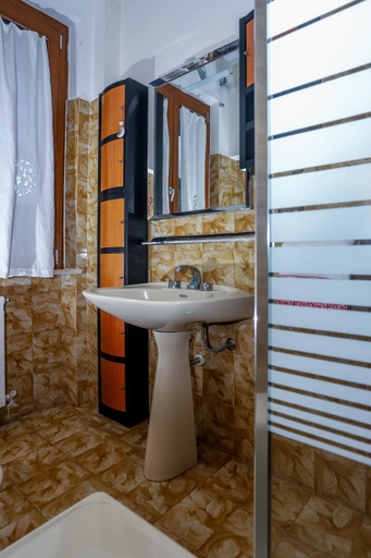 Bathroom 1, Casa Sophie Affittacamere, Ancona