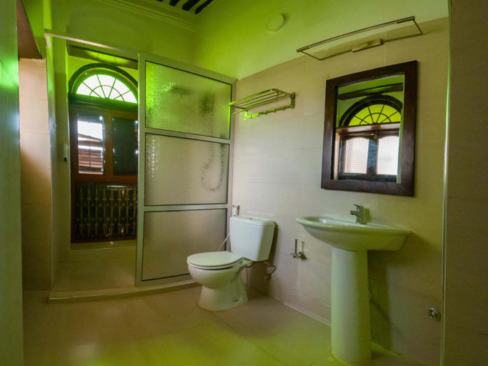 Bathroom 2, Aurelia Zanzibar, Mjini