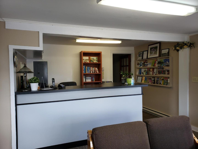 Public Area 3, Scoodic Motel, Charlotte