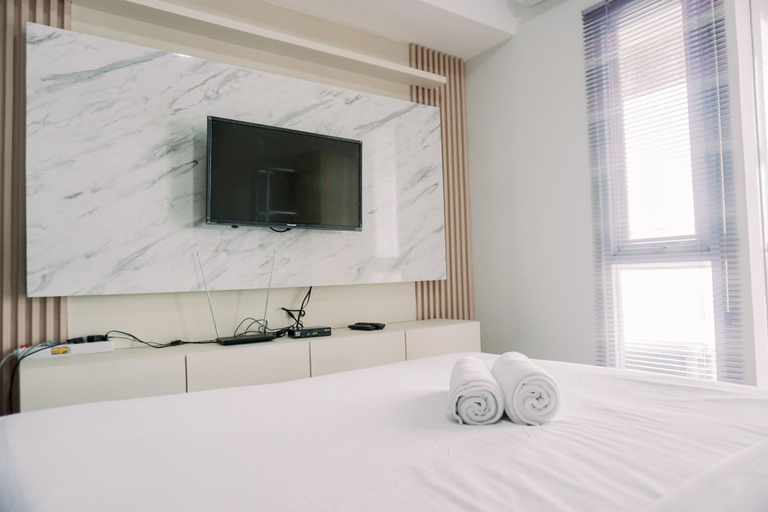 Bedroom 3, Simply Look Studio At Amazana Serpong Apartment, South Tangerang