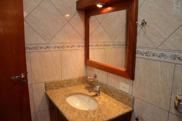 Bathroom 4, Hotel São Marcos, Orlandia